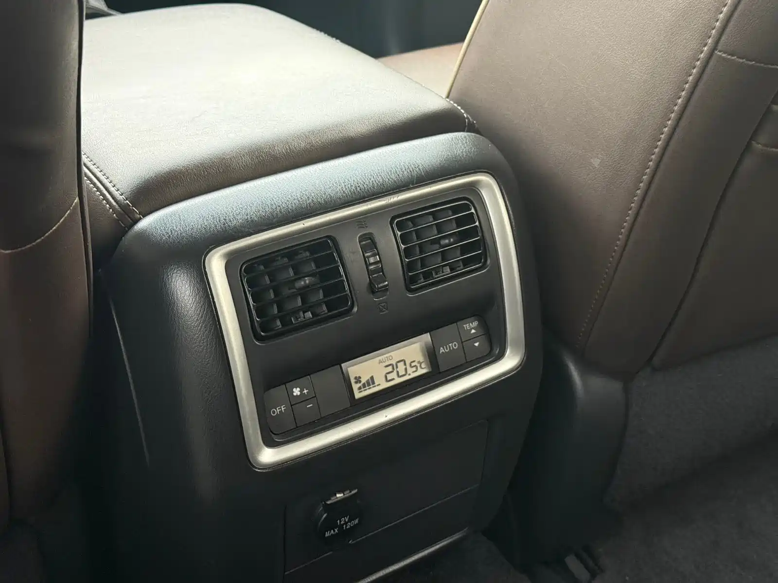 Photo 8 - Infiniti QX60 (Import)