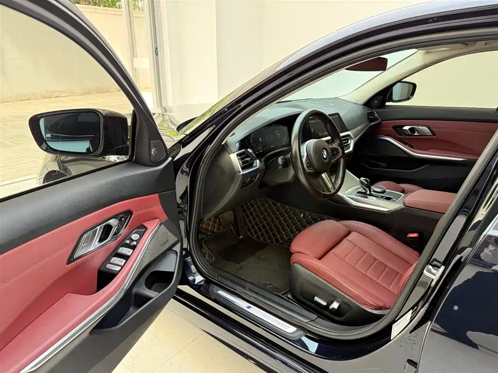 BMW 3-SERIES