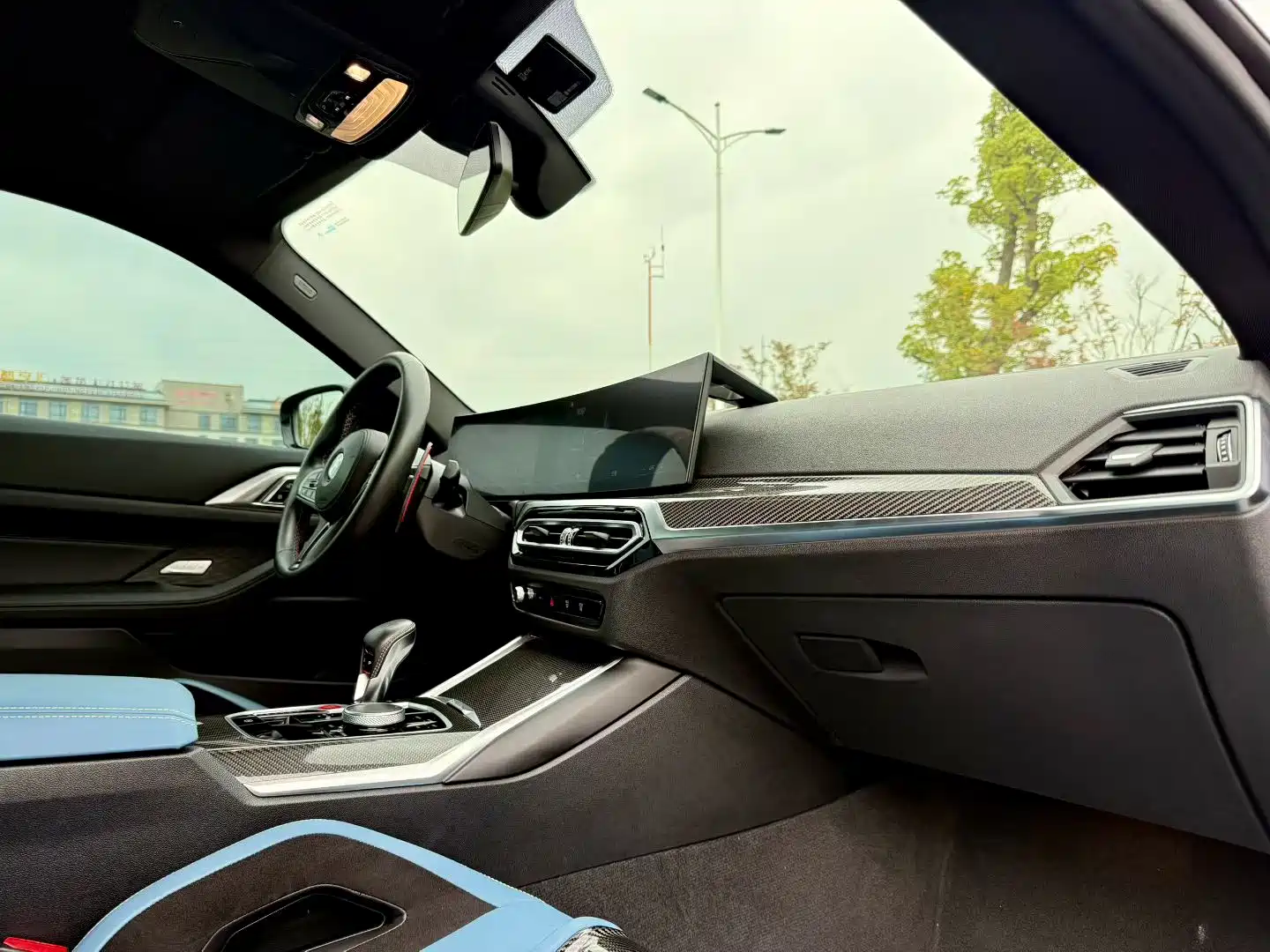 صورة 6 - BMW M4
