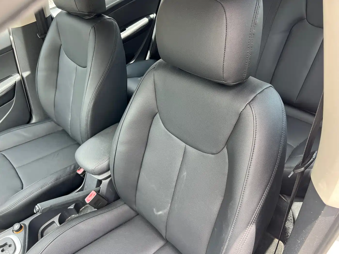 Peugeot 308 2013 Model 1.6L Automatic Trend Style фото 4