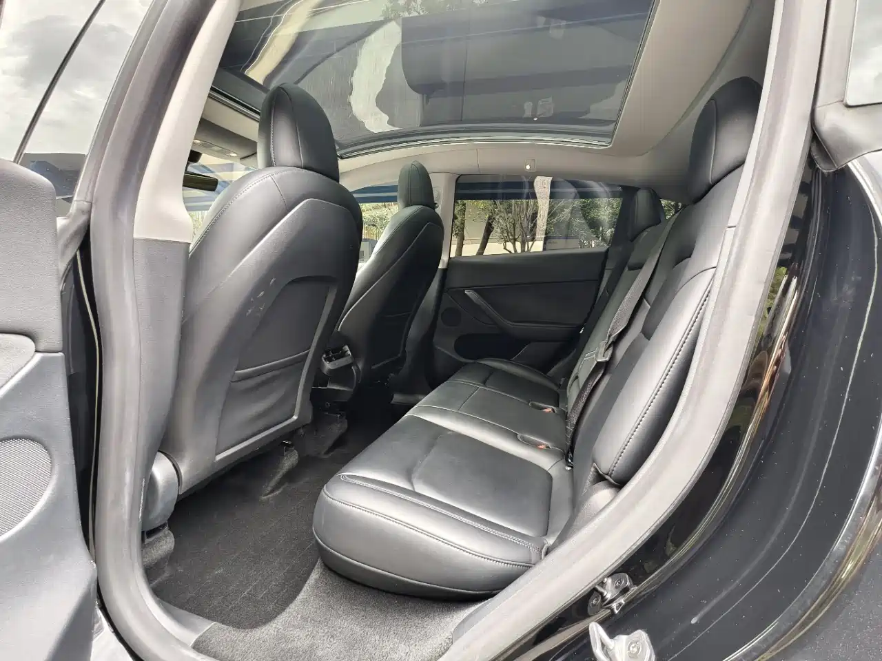 Фото 6 - Tesla Model Y