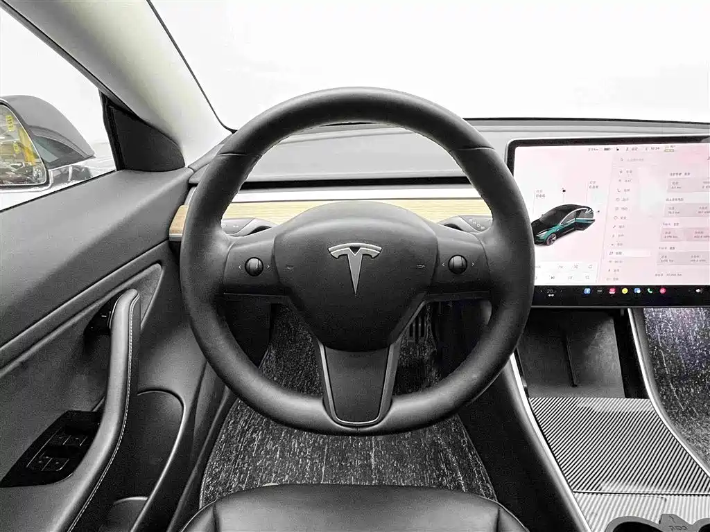 Photo 10 - Tesla Model 3 (Import)