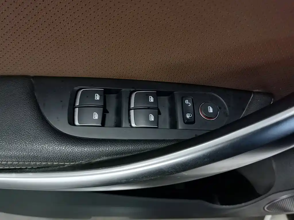 BYD Song New Energy 2018 2017 Song DM 1.5TID Full-time 4WD Luxury