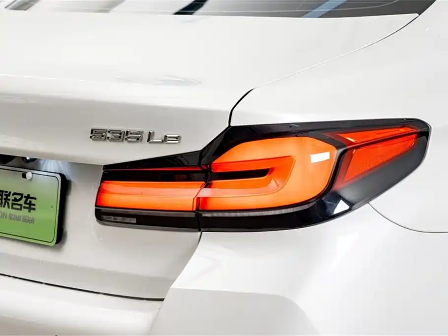 BMW 5 SERIES NEW ENERGY