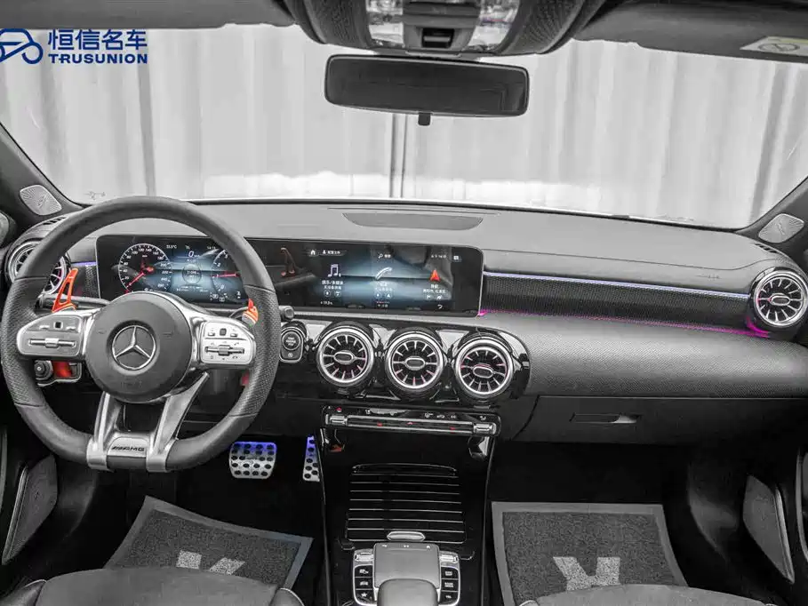 Mercedes-Benz A-Class 2019 A 200 L Sport Sedan фото 13