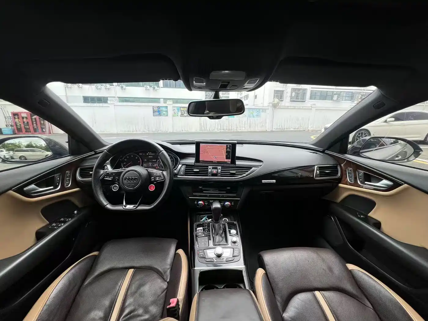 Фото 13 - Audi A7