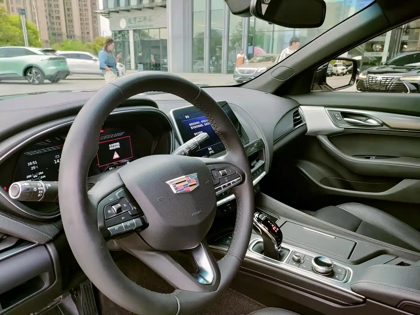 Cadillac CT5 2024 2023 28T Luxury Style (Standard Edition)