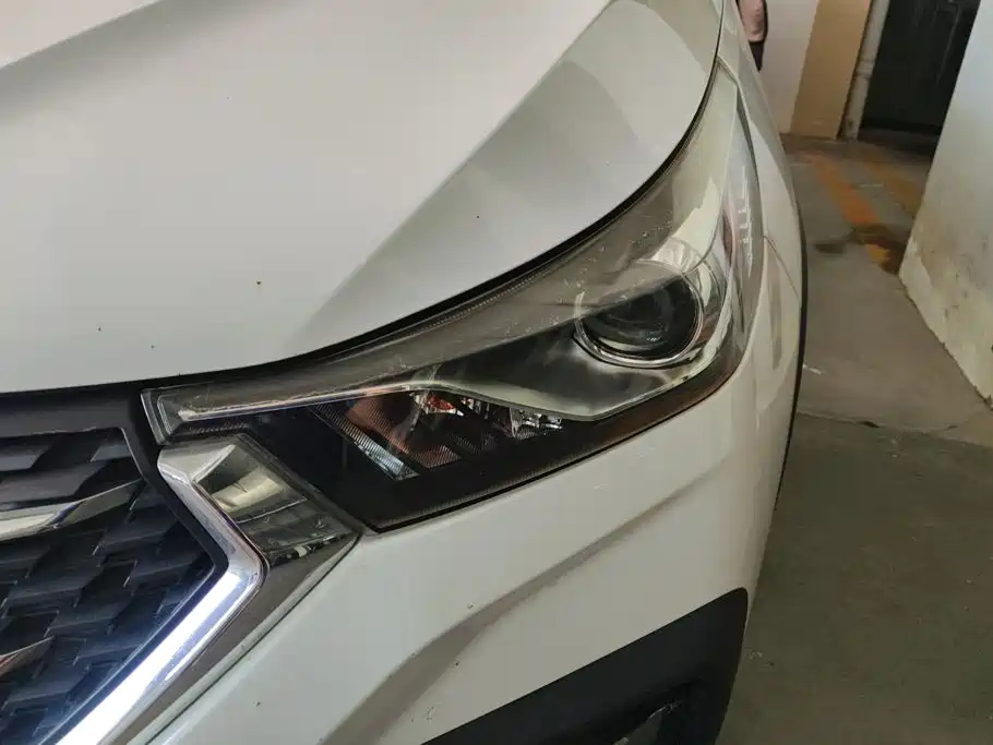 Baojun 310W 2018 2018 1.5L Auto Fashion China V
