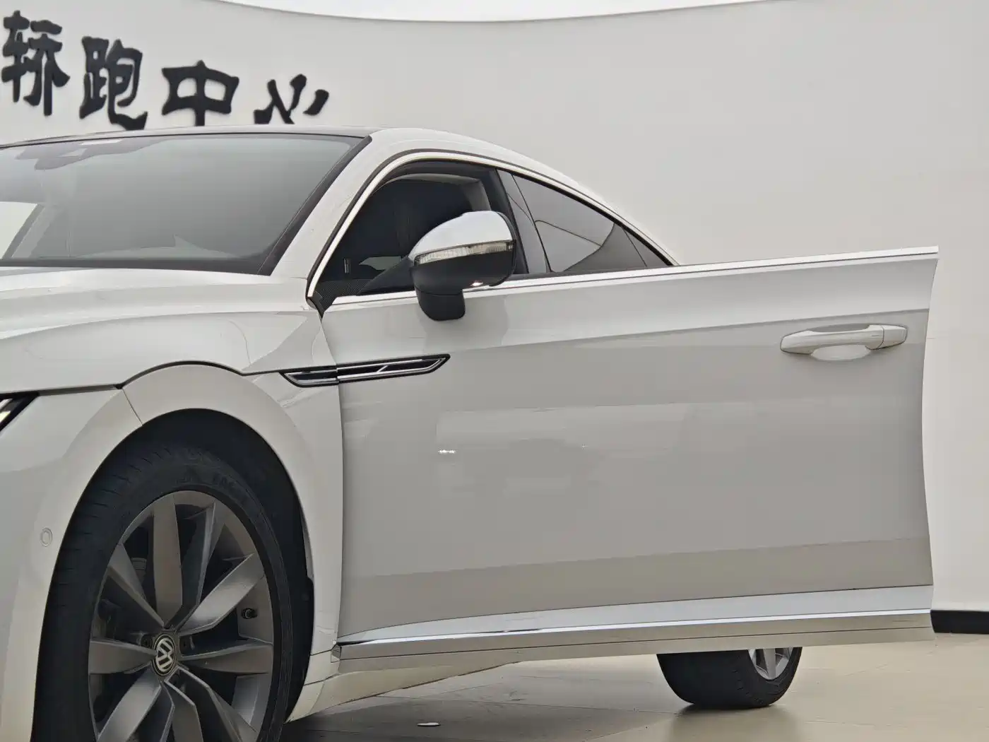 Volkswagen FAW-Volkswagen CC 2019 380TSI Glamour Edition China V фото 6