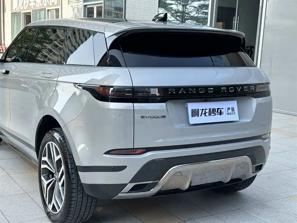 Land Rover Range Rover Evoque 2024 Range Rover Evoque L 249PS Light Master Edition фото 21