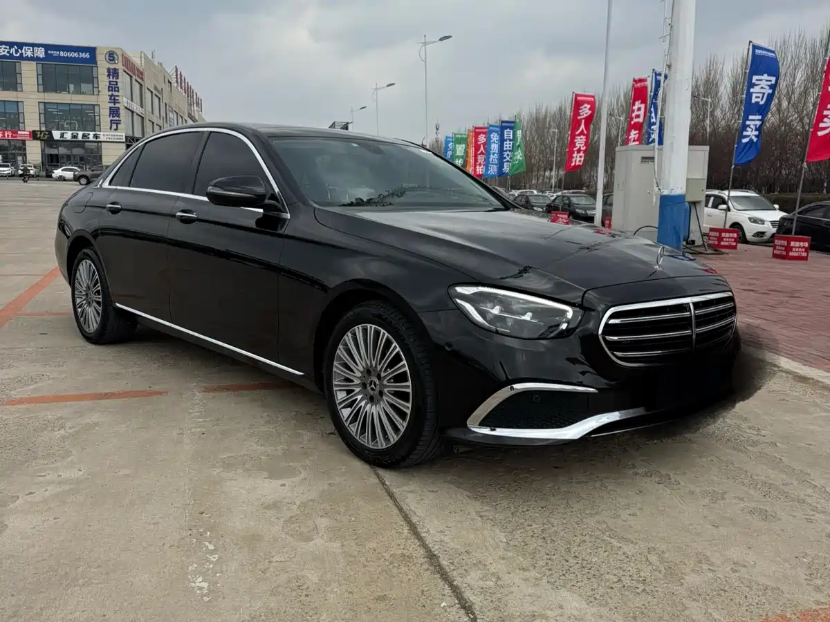 Mercedes-Benz E-Class 2021 E 300 L Fashion фото 3