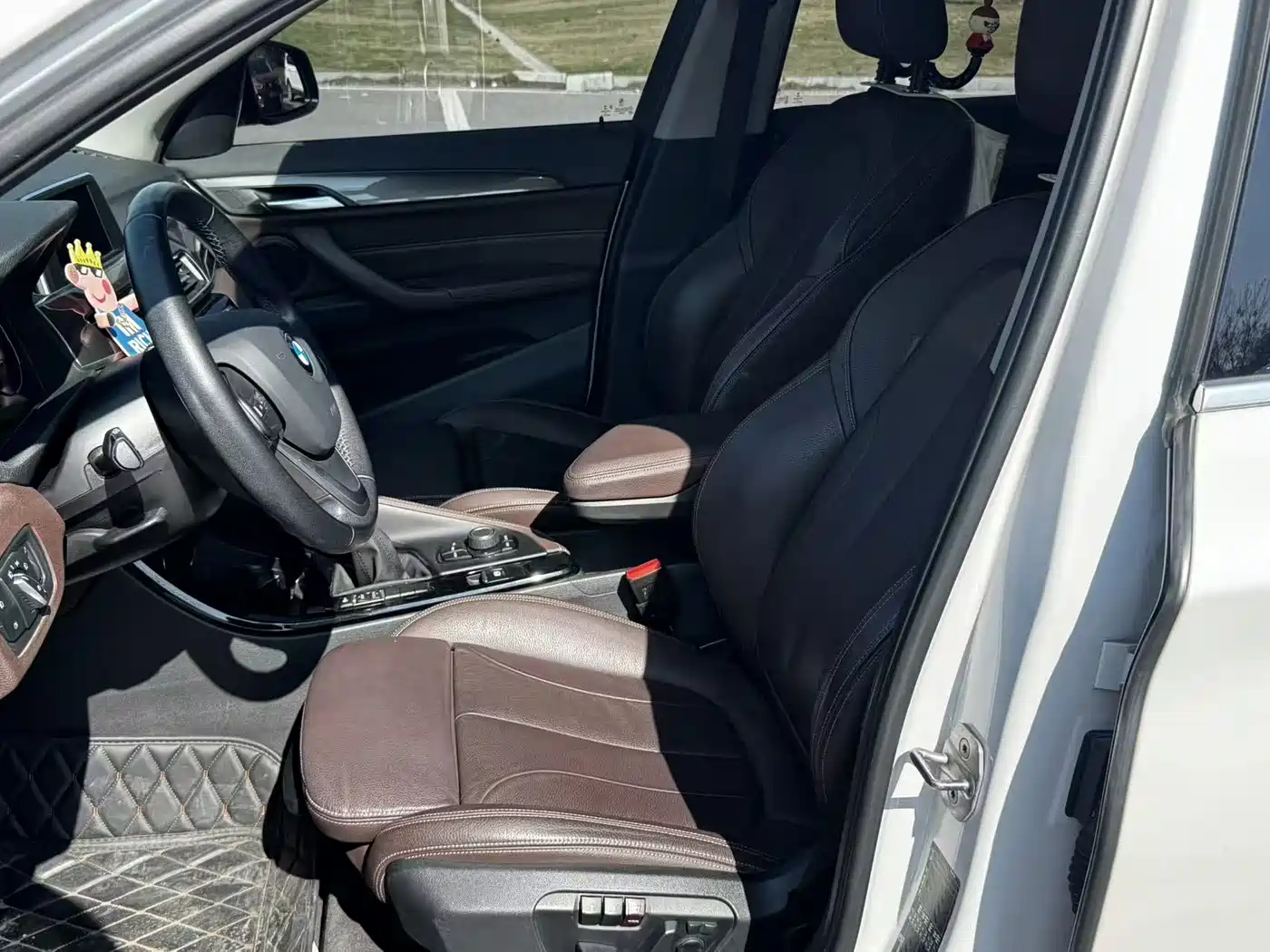 BMW X1 2019 sDrive18Li Premium Model фото 6