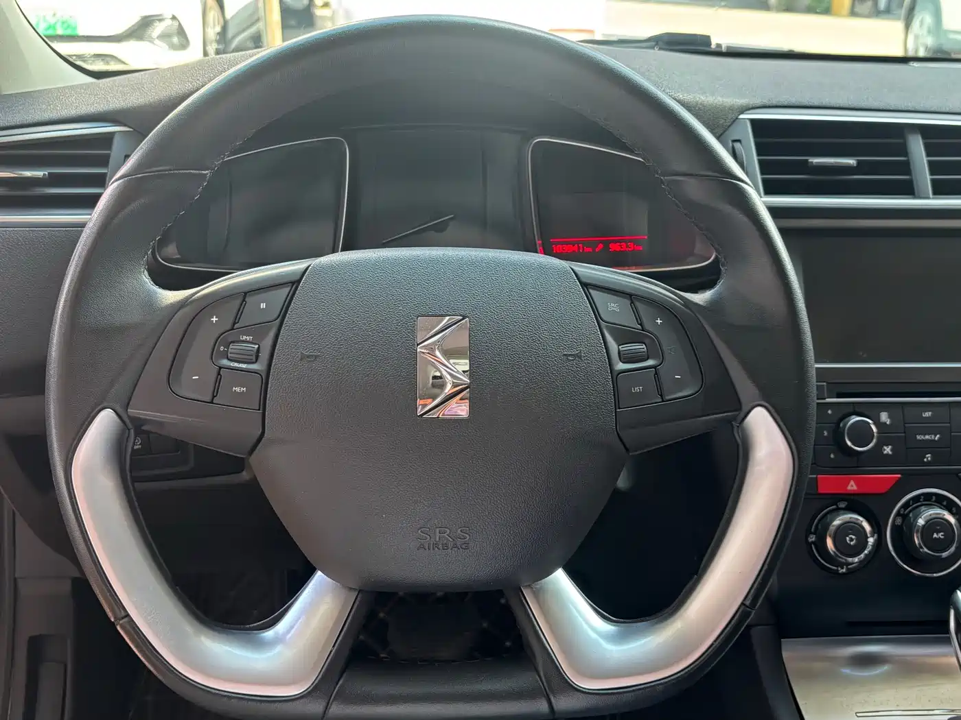 DS 5LS 2018 2016 1.6T Style Edition THP160