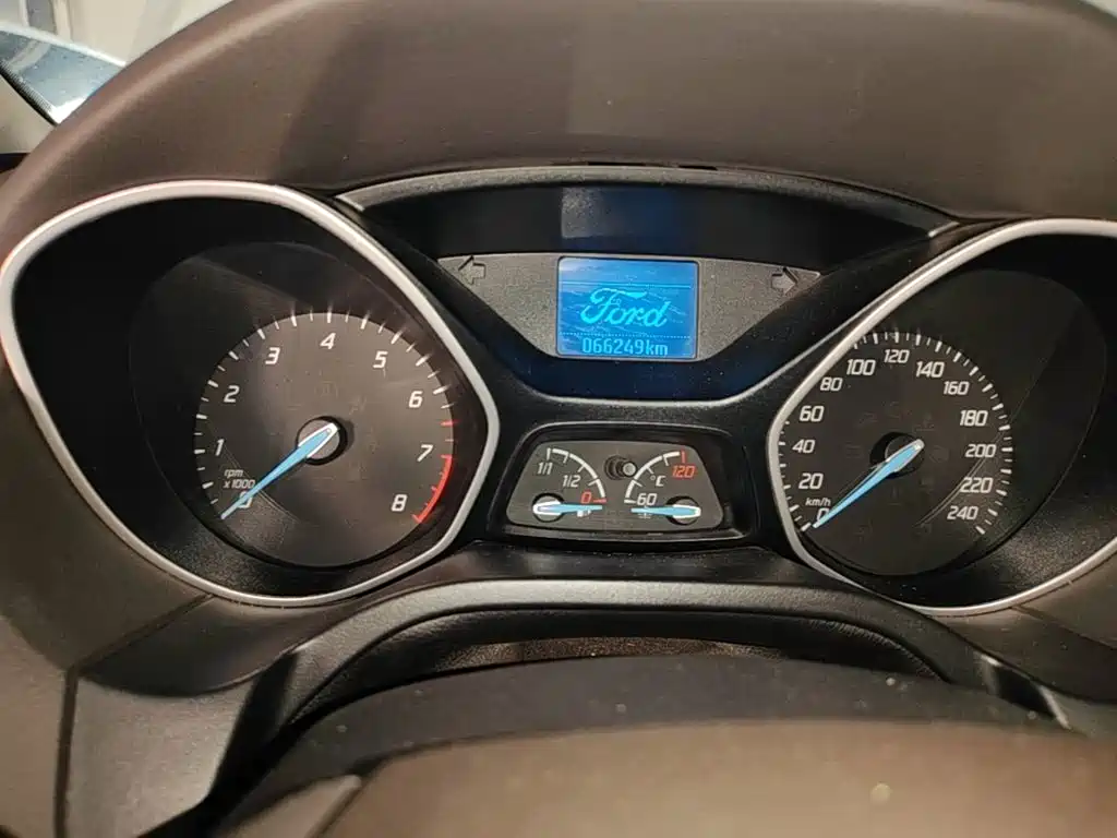 Ford Focus 2015 2012 Sedan 1.6L Manual Comfort