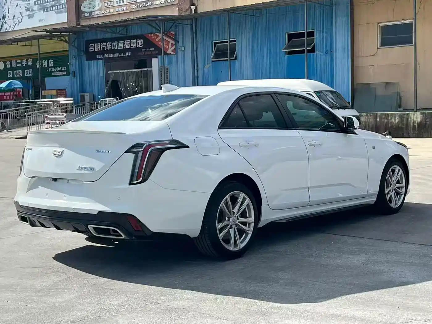 CADILLAC CT4
