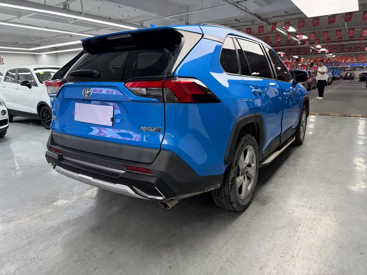 Toyota RAV4 Rongfang 2020 2.0L CVT 2WD Trend Edition фото 9