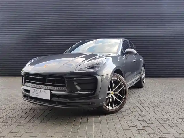 Porsche Macan 2024 Macan 2.0T — фото 1