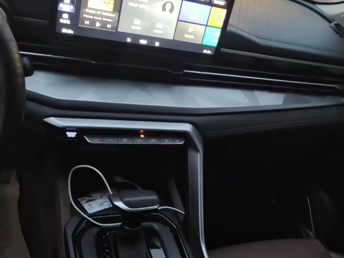 GEELY AUTOMOBILE VISION X6