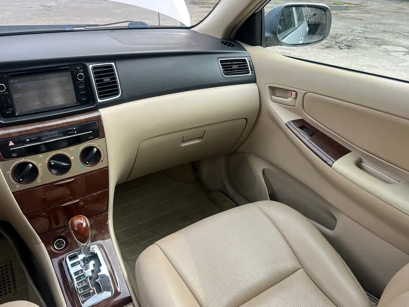 Toyota Corolla 2013 1.6L Automatic Excellence Edition фото 17