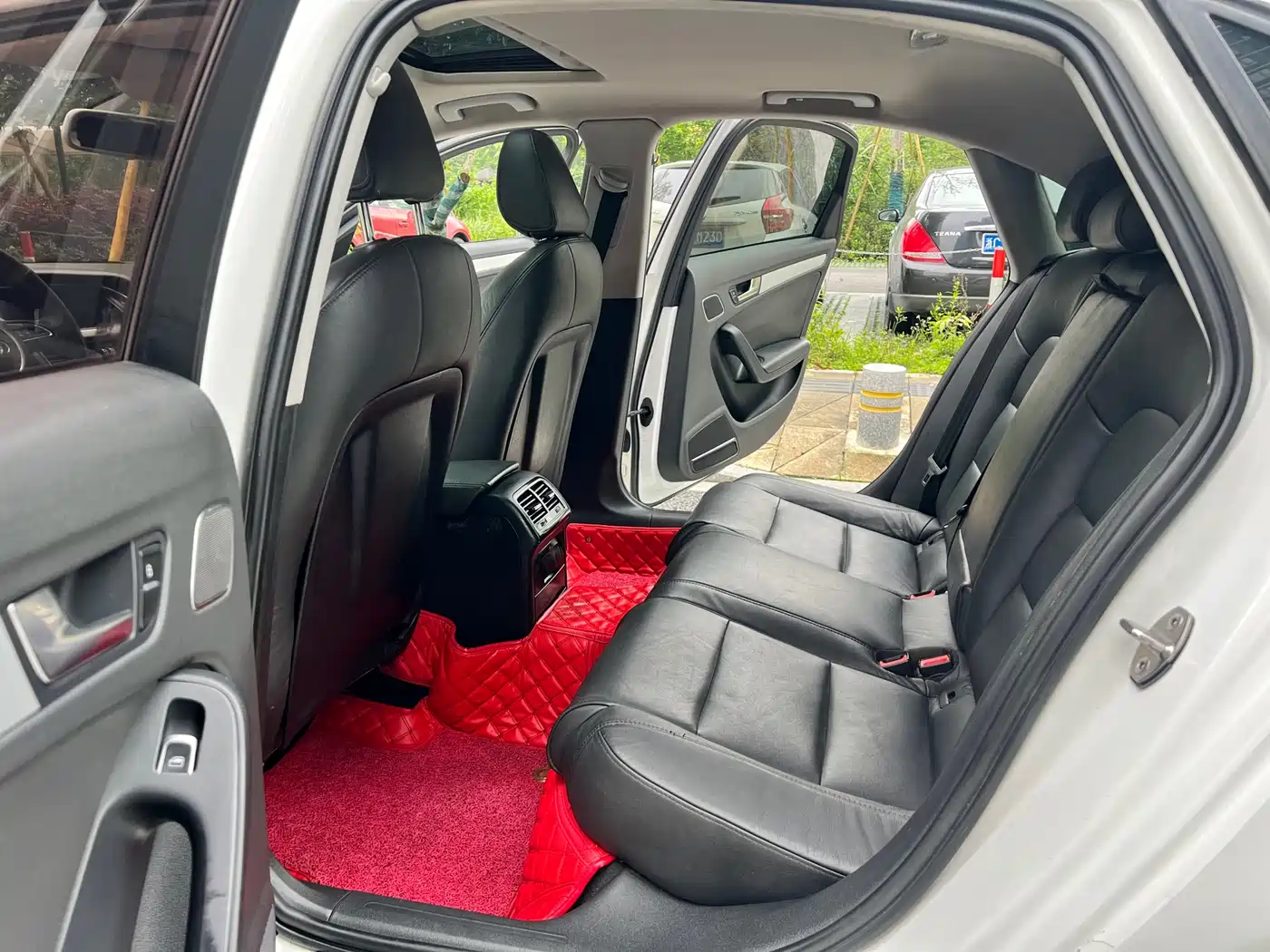 Audi A4L 2013 35 TFSI Automatic Standard фото 18