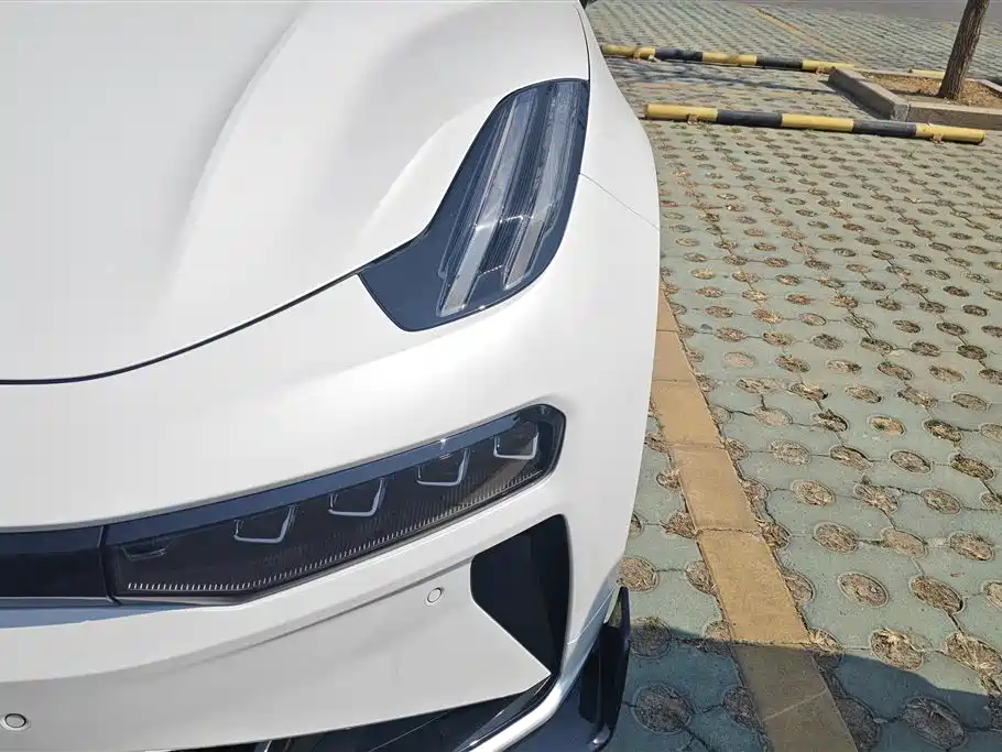 ZEEKR EXTREME KRYPTON 001