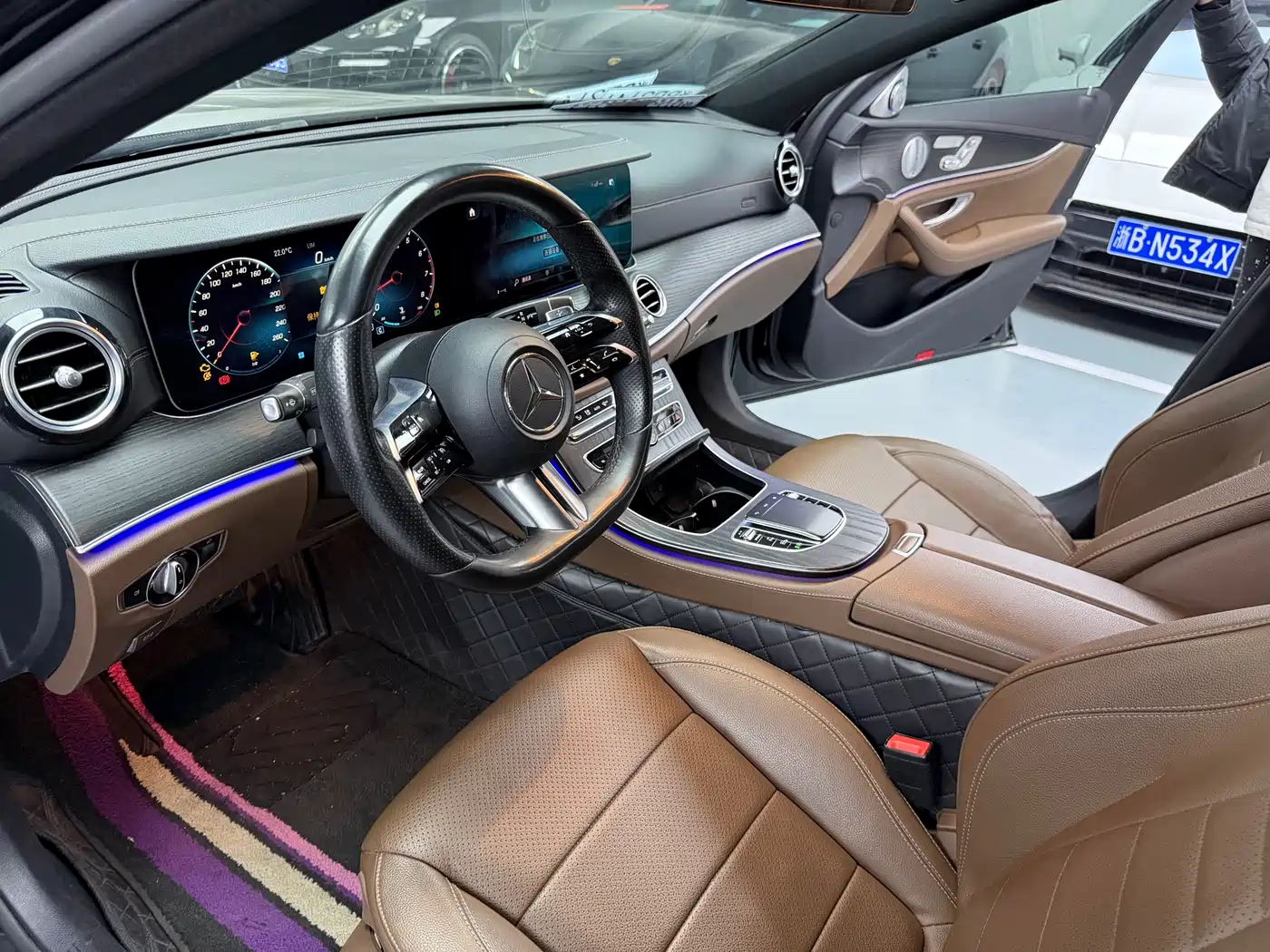 Mercedes-Benz E-Class 2021 E 300 L Sport Luxury Edition фото 5