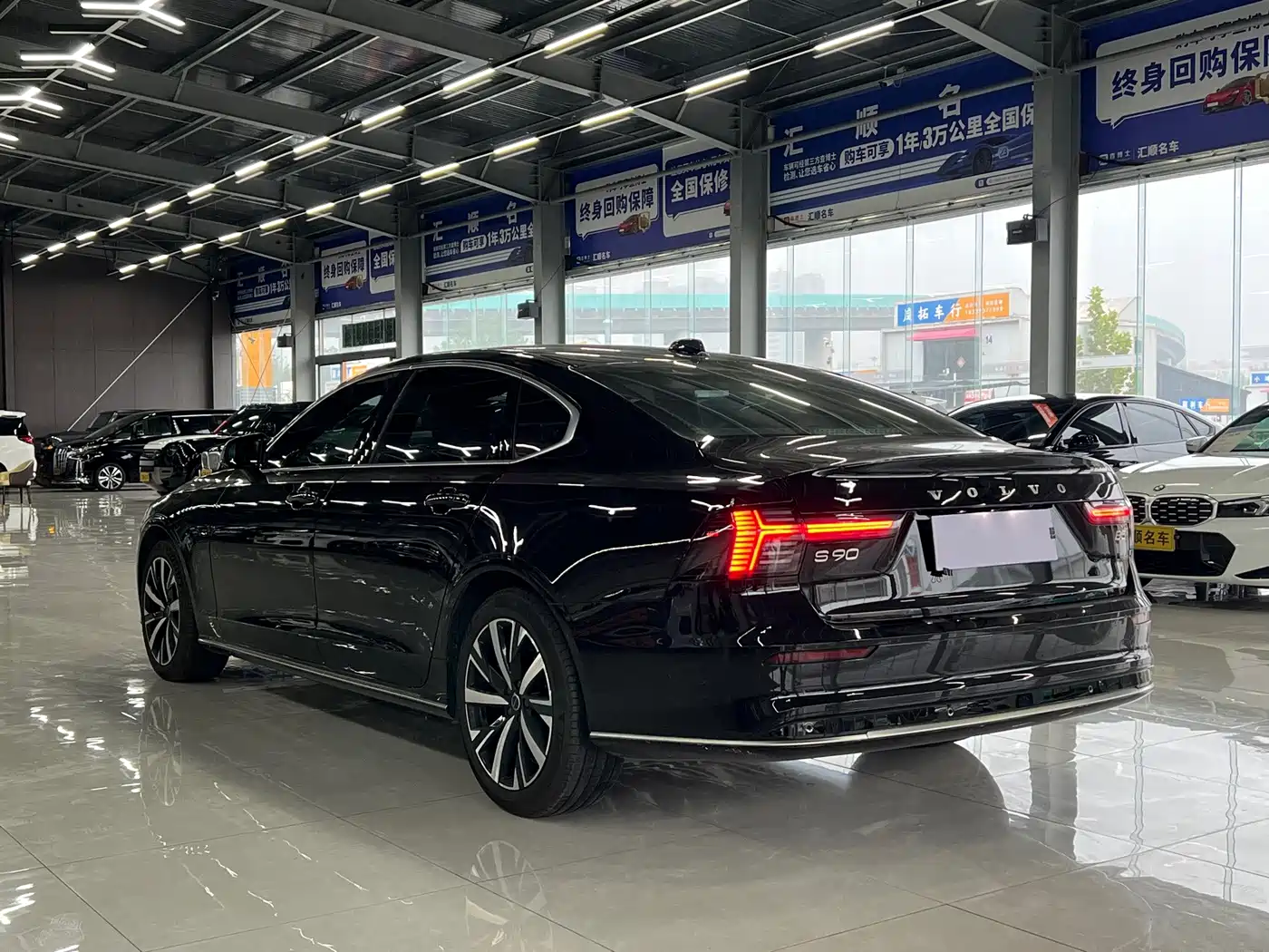 Volvo S90 2026 2026 B5 Zhiyi Luxury Edition