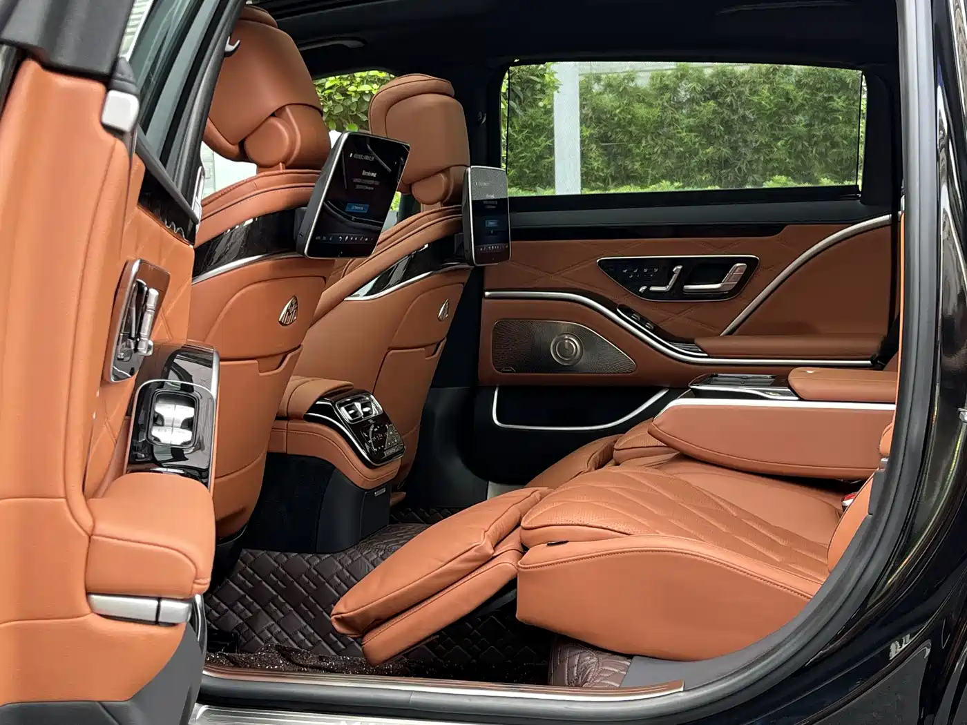 Mercedes-Benz Maybach S-Class 2024 Facelift S 480 4MATIC фото 13