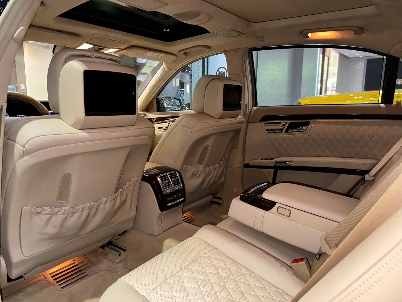 Mercedes-Benz S-Class AMG 2010 AMG S 65 фото 20