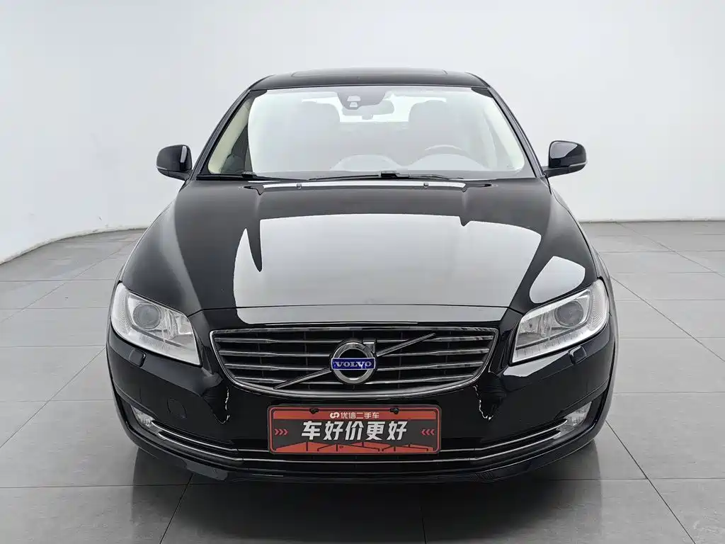 Фото 3 - Volvo S80L