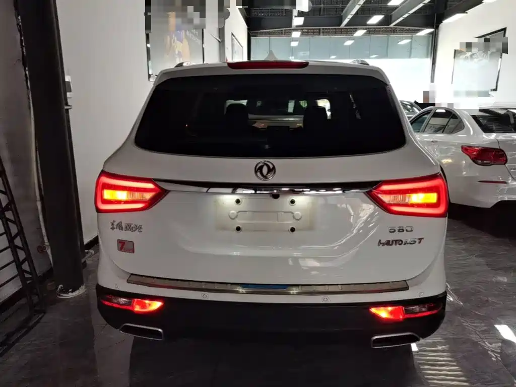 Dongfeng Fengguang Fengguang 580 2020 2020 1.5T CVT Luxury
