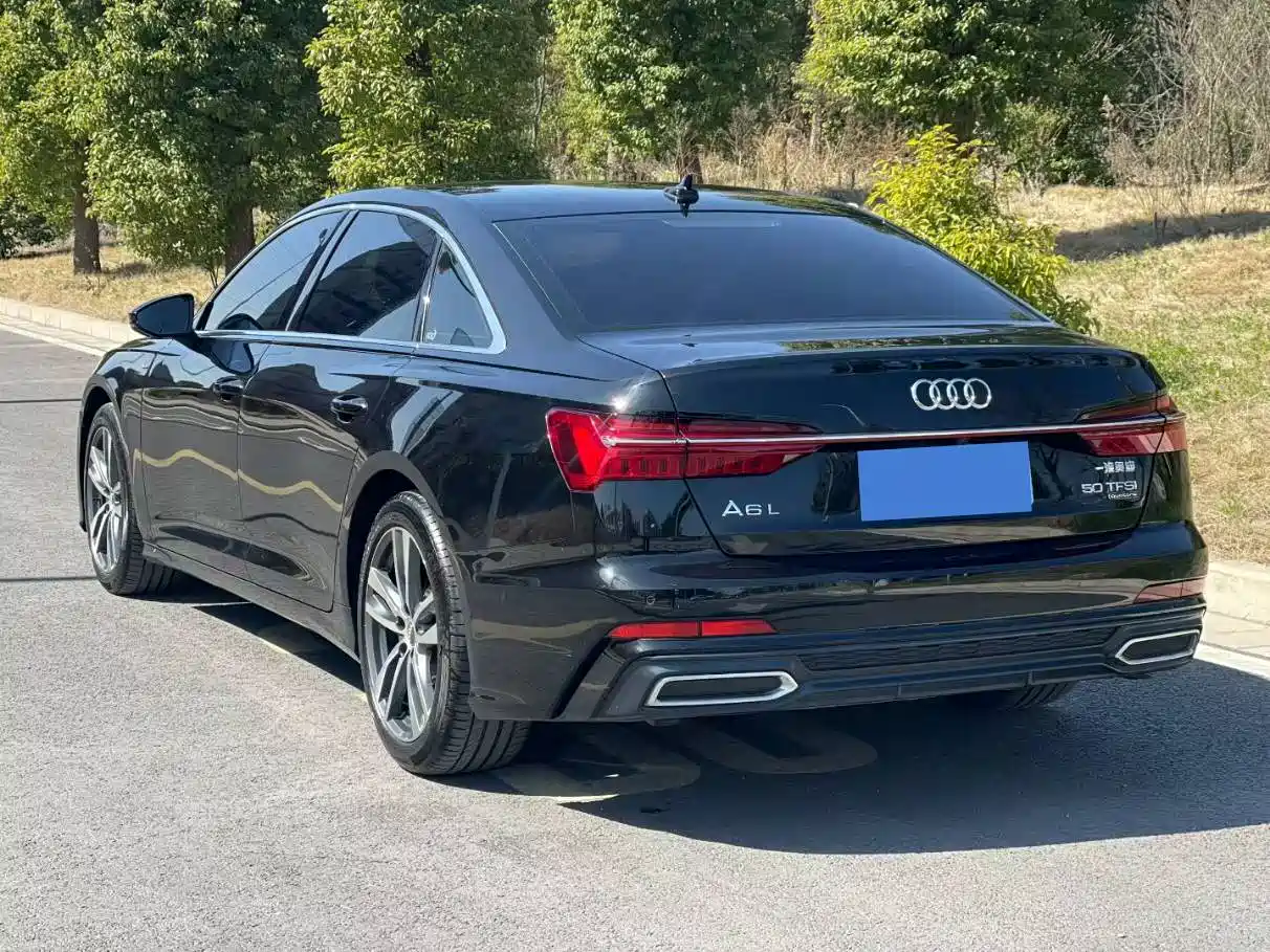 Audi A6L 2019 40 TFSI Luxury Dynamic фото 4