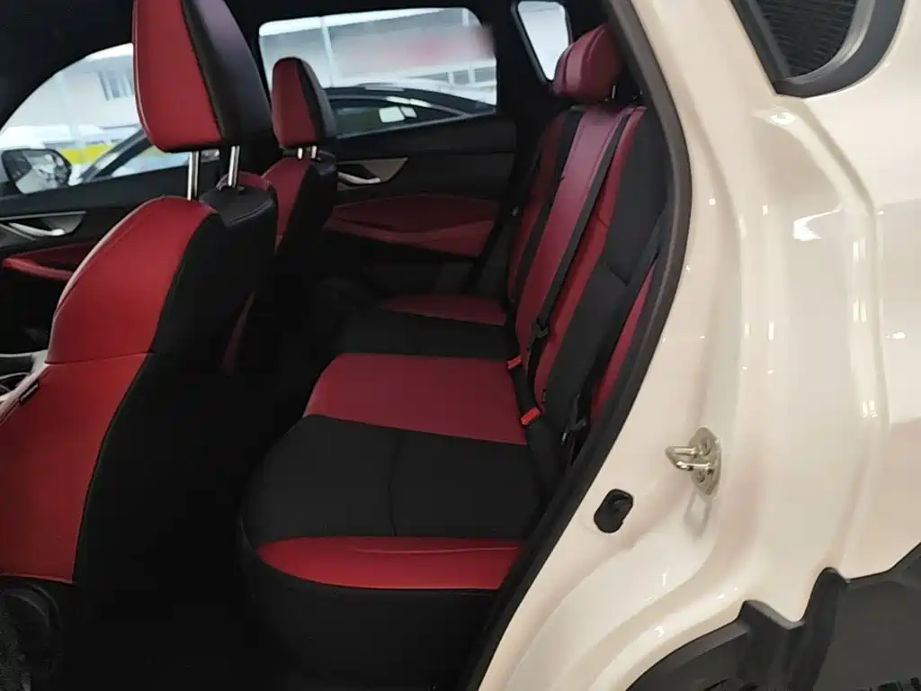 Changan CS35 PLUS 2024 2023 Enjoyment Edition 1.4T DCT Luxury