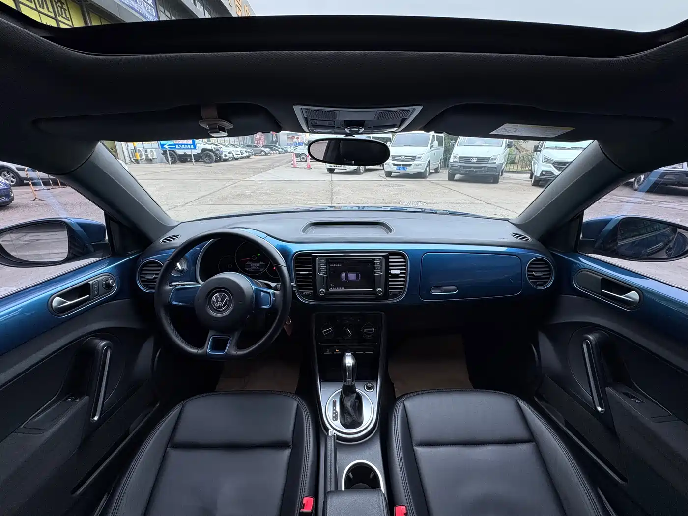 Volkswagen Beetle 2017 180TSI Style фото 14