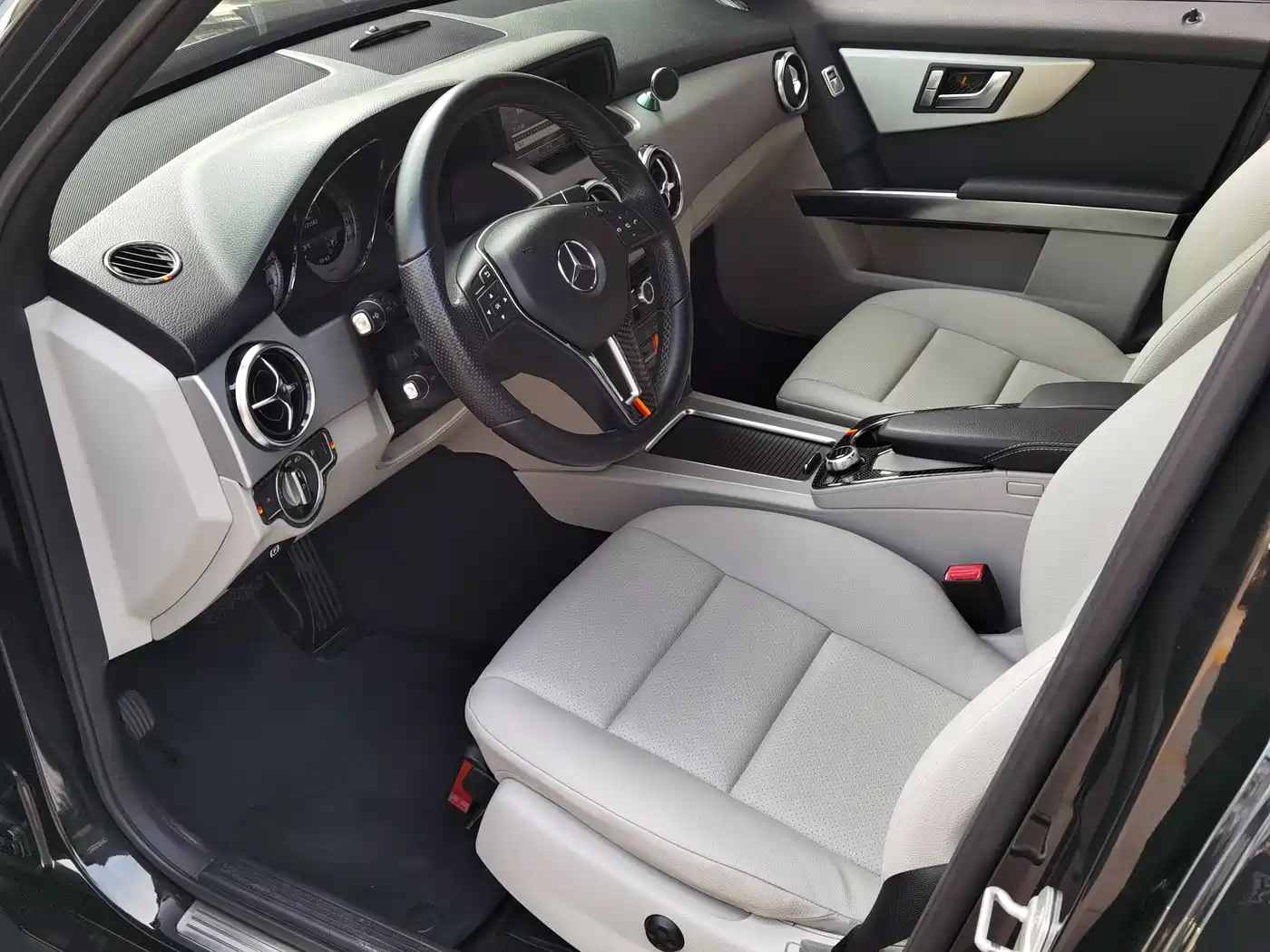 Mercedes-Benz GLK-Class 2013 GLK 300 4MATIC Dynamic фото 9