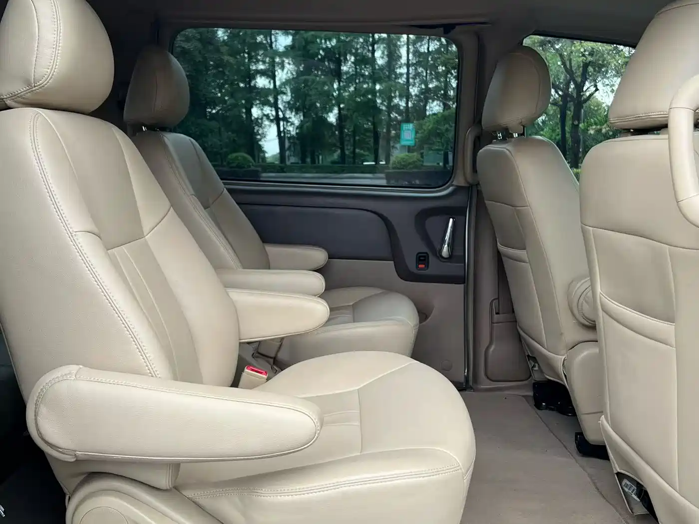 Buick GL8 2014 2.4L Classic Edition фото 9