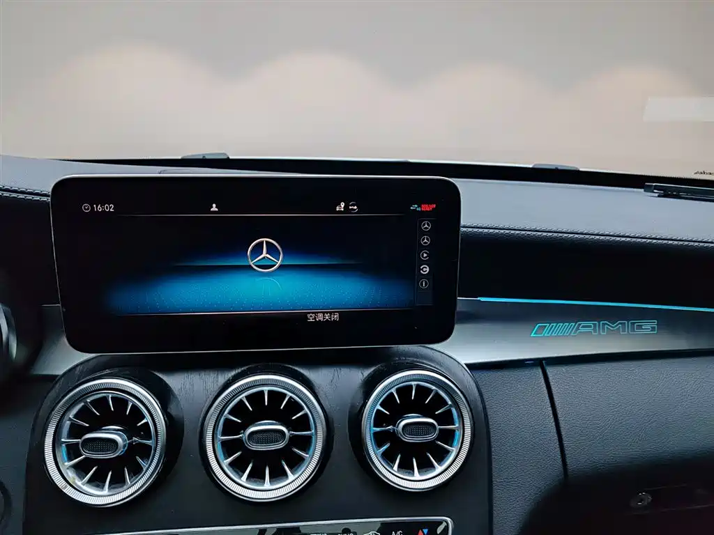 MERCEDES-BENZ C CLASS