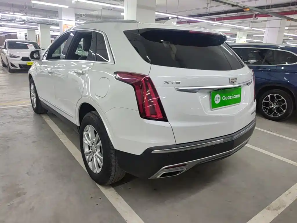 Cadillac XT5 2023 2022 2.0T 2WD Luxury
