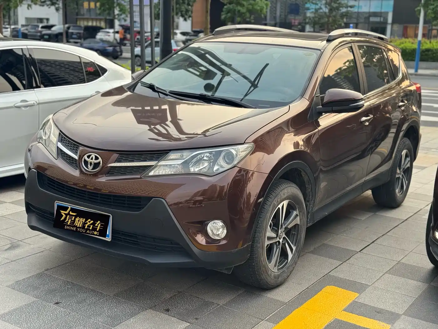 Toyota RAV4 Rongfang 2015 2.0L CVT 2WD Trend Edition
