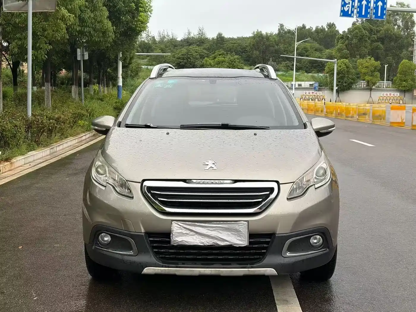 Peugeot 2008 2016 2014 1.6L Automatic Fashion Edition