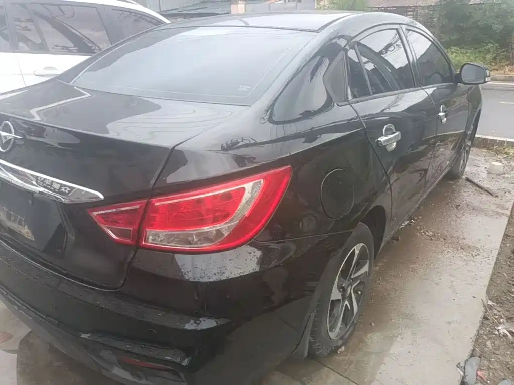 Haima Familia 2017 2017 1.6L Automatic Luxury