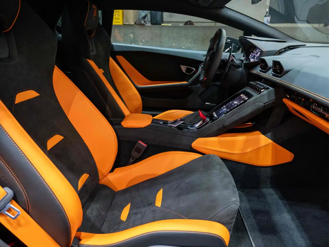 LAMBORGHINI HURACÁN