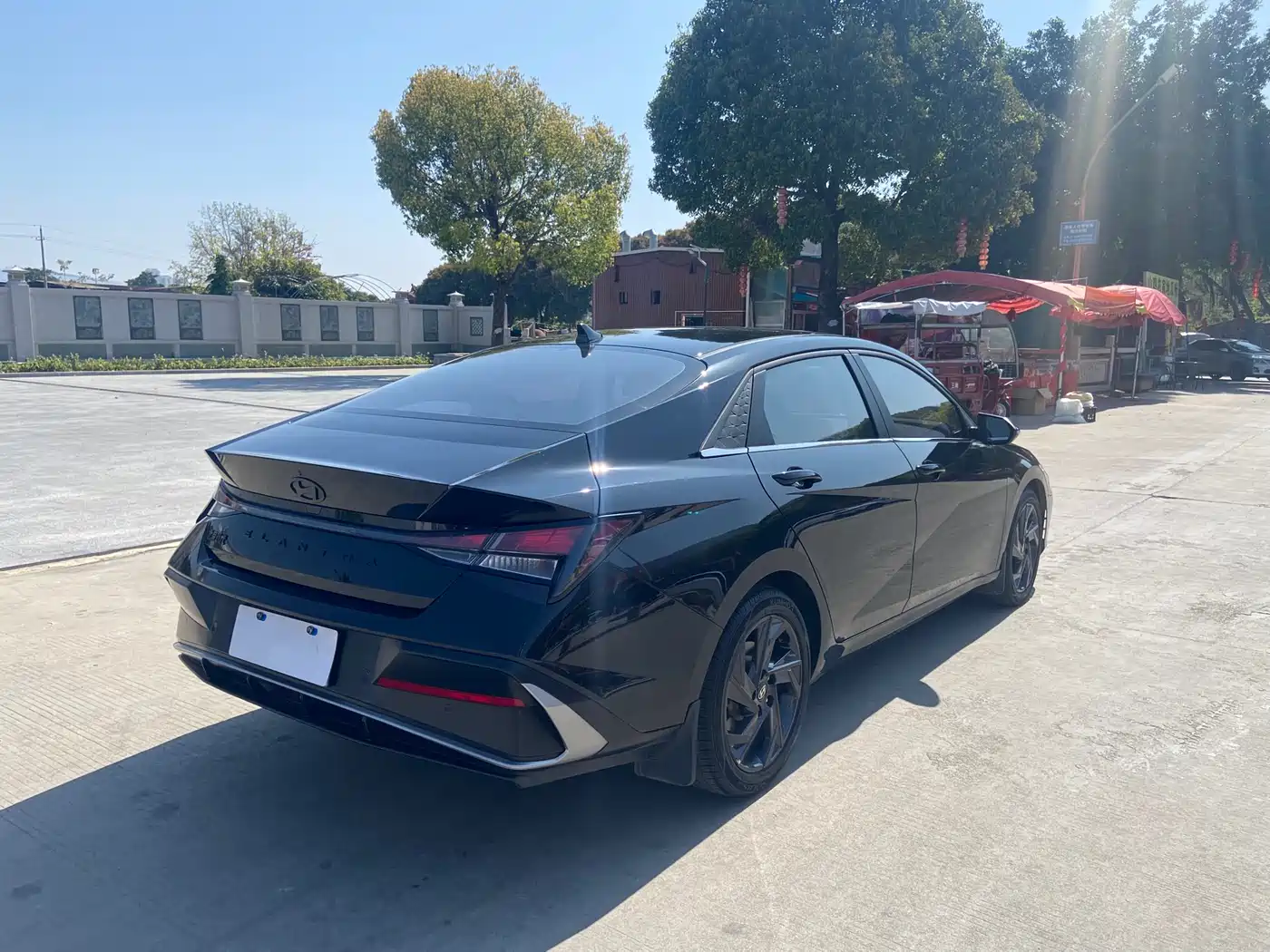 Hyundai Elantra 2023 1.5L CVT GLX Elite Edition фото 7