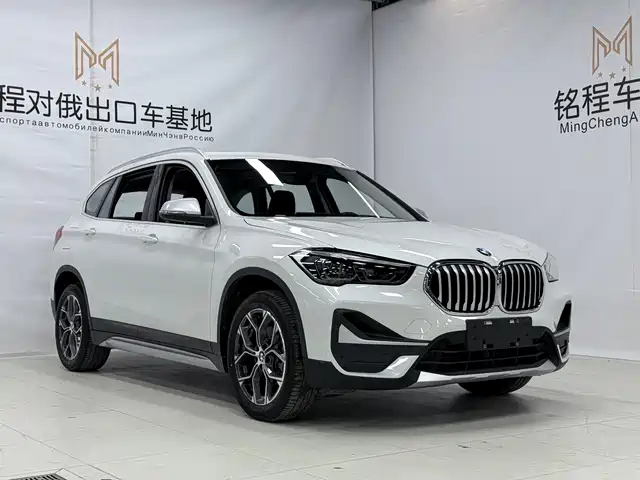 BMW X1 2022 sDrive20Li Premium — фото 3