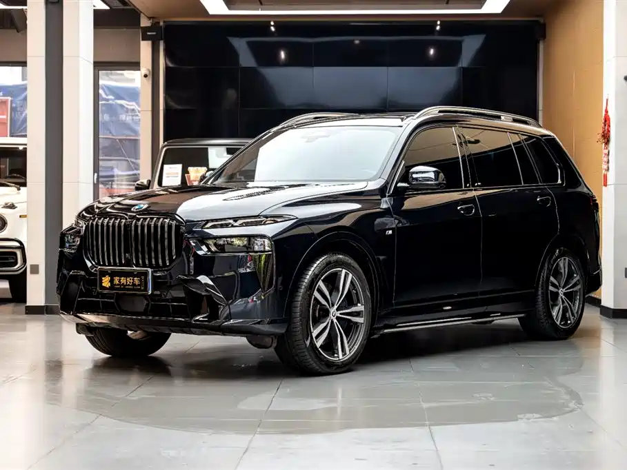 BMW X7 2024