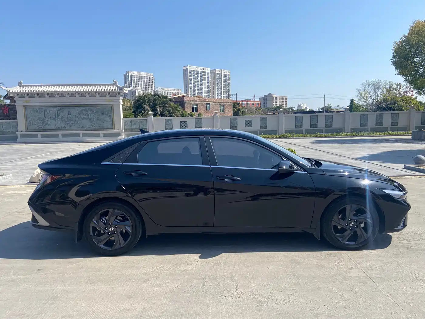 Hyundai Elantra 2023 1.5L CVT GLX Elite Edition фото 6