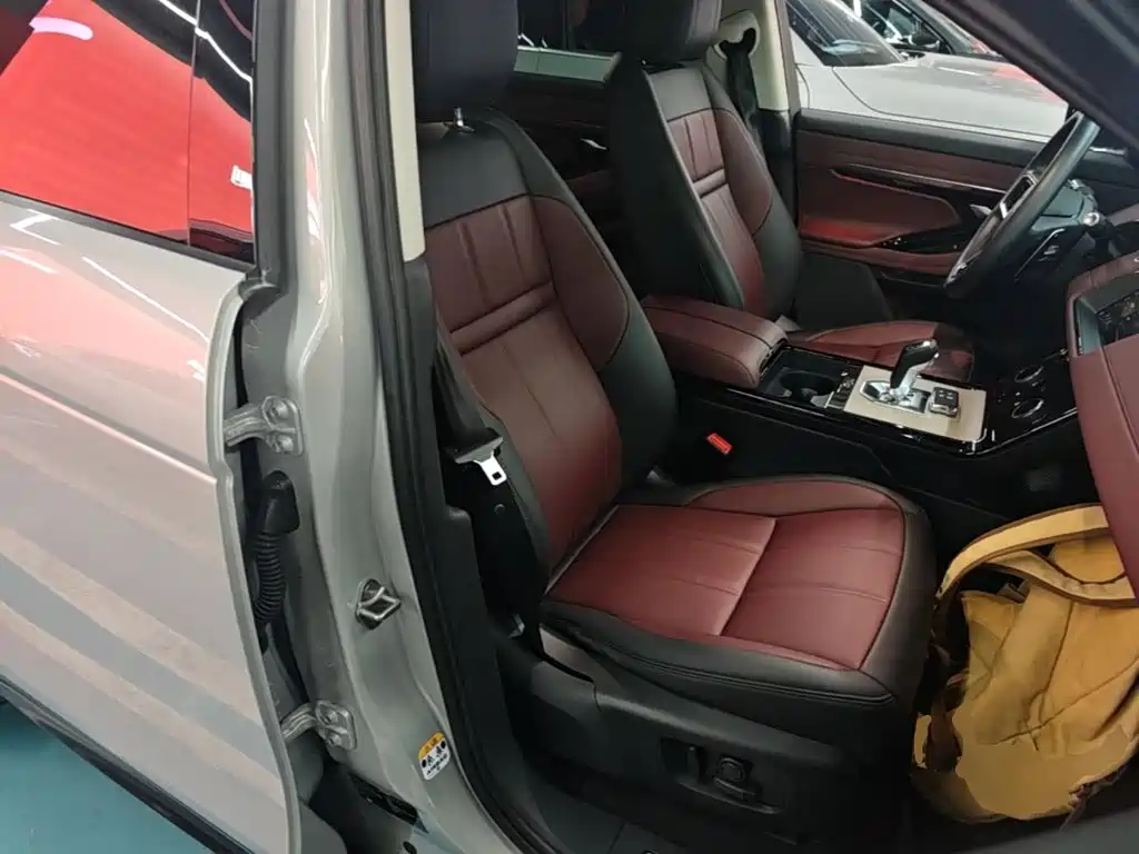 Land Rover Range Rover Evoque New Energy 2023 2022 Range Rover Evoque L P300e Plug-in Hybrid