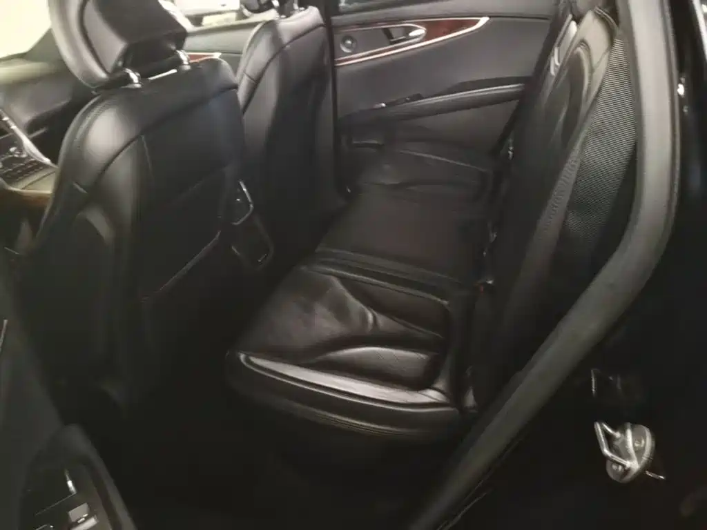 صورة 17 - Lincoln MKX