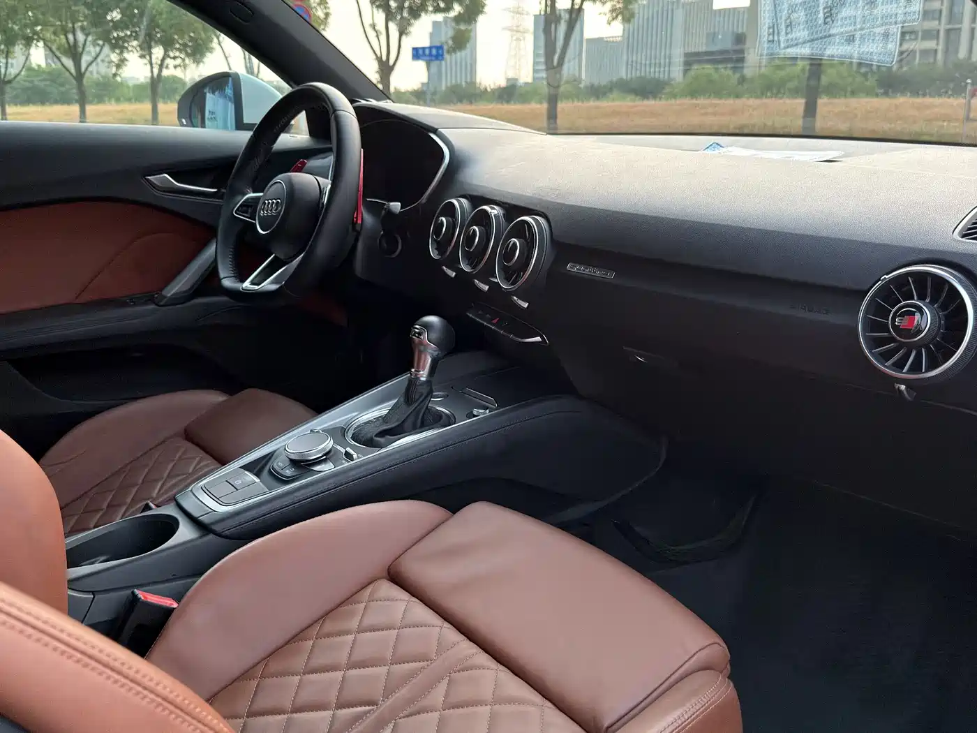 Audi TT 2015 TT Coupe 45 TFSI quattro фото 9