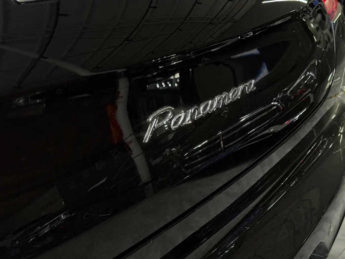 Porsche Panamera 2014 Panamera 3.0T фото 20